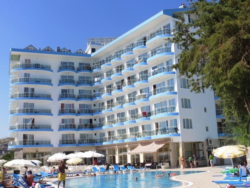 Отель Arora Hotel 4*