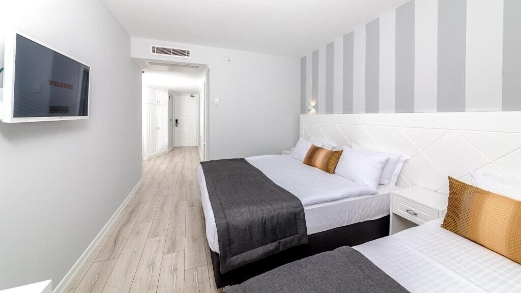 Fotografii Motto Premium Hotel (ex. Motto Premium Hotel & SPA, Motto Premium Marmaris, Nergis Select, Orka Nergis Select Hotel) 4*