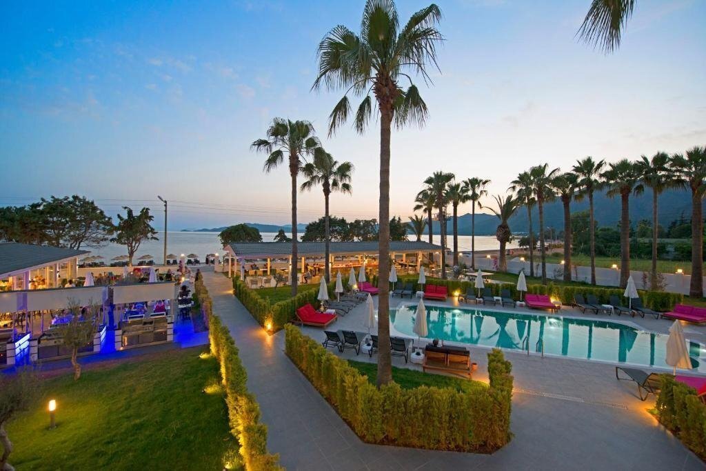 Hotel Voxx Marmaris Beach Resort 5*