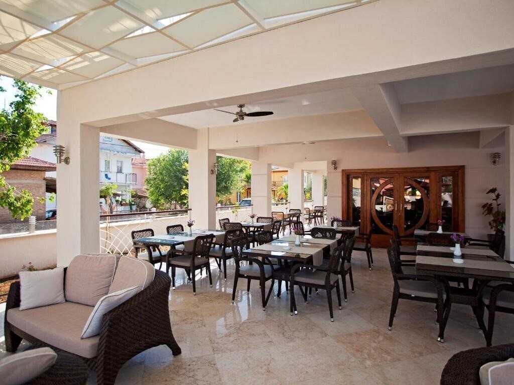 Imaginea Boutique Hotel Montana 3*