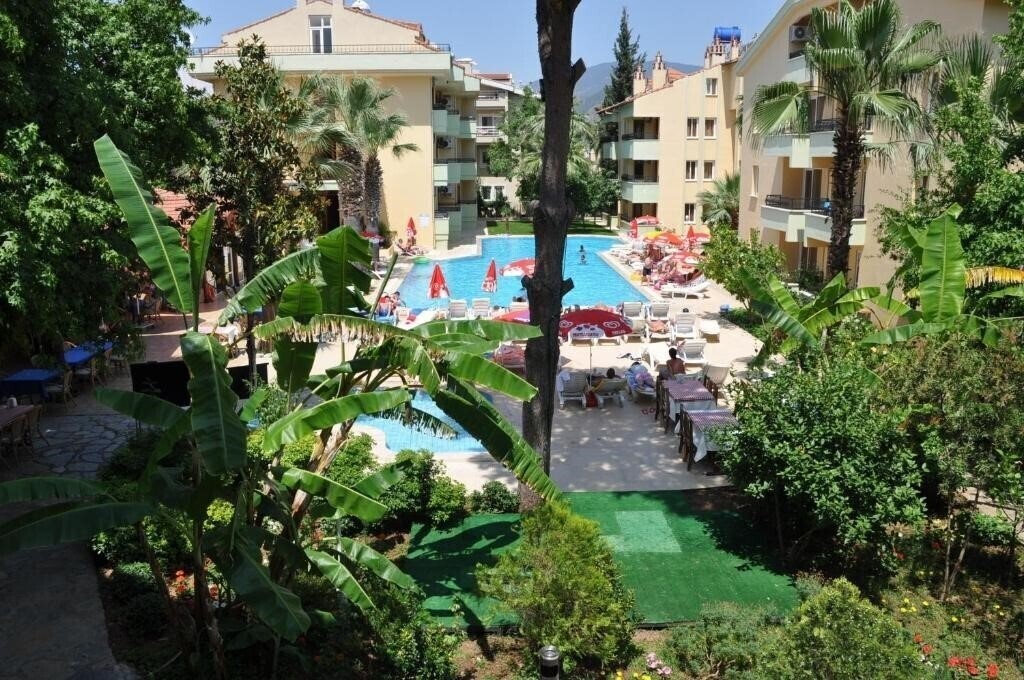 Отель Club Palm Garden Keskin Apart Hotel 3*