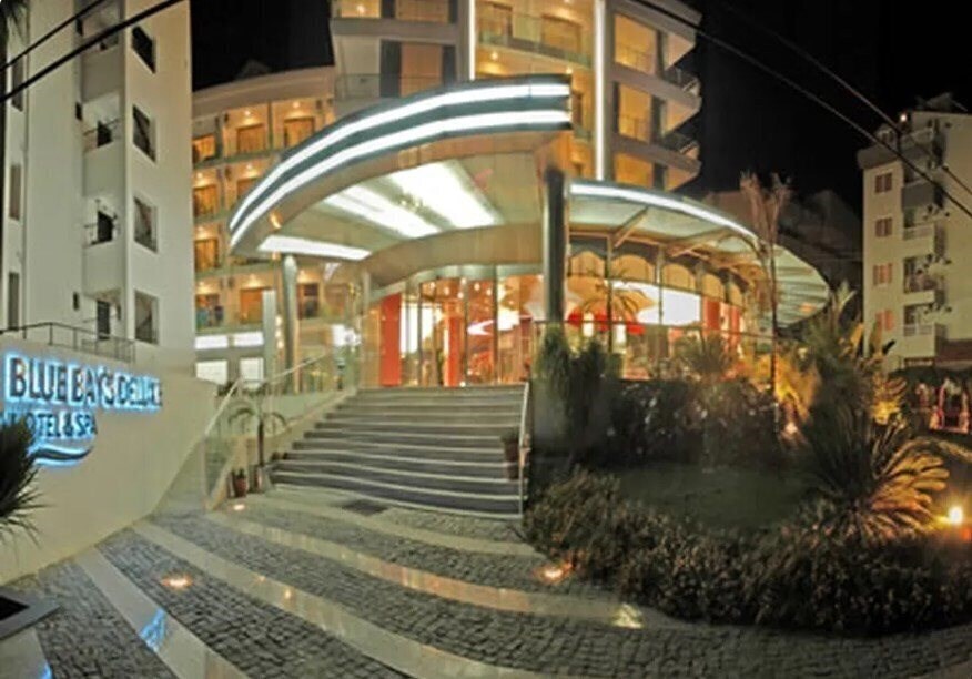 Imaginea Blue Bay Classic (ex. Blue Bays Deluxe Hotel) 4*