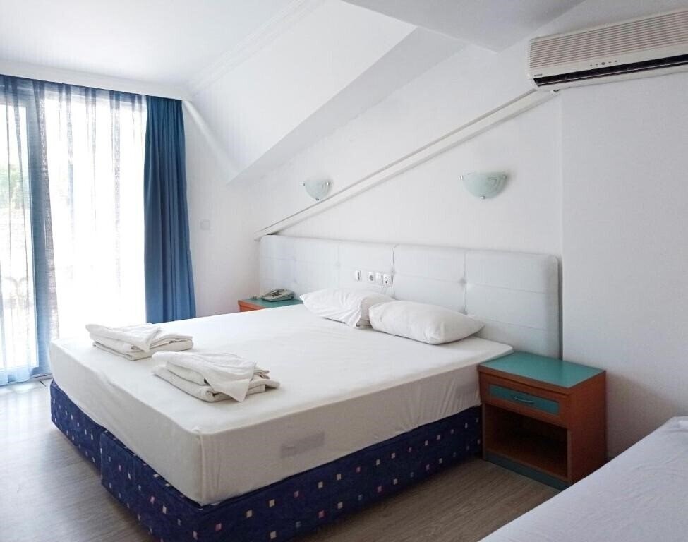 Fotografii Navy Hotel 3*