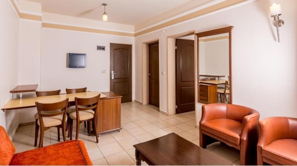 Fotografii Julian Forest Suites 4*