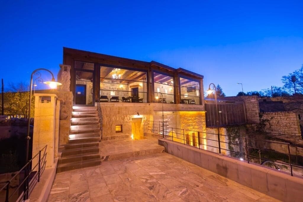 Imaginea Lagoon Cave Suites 3*