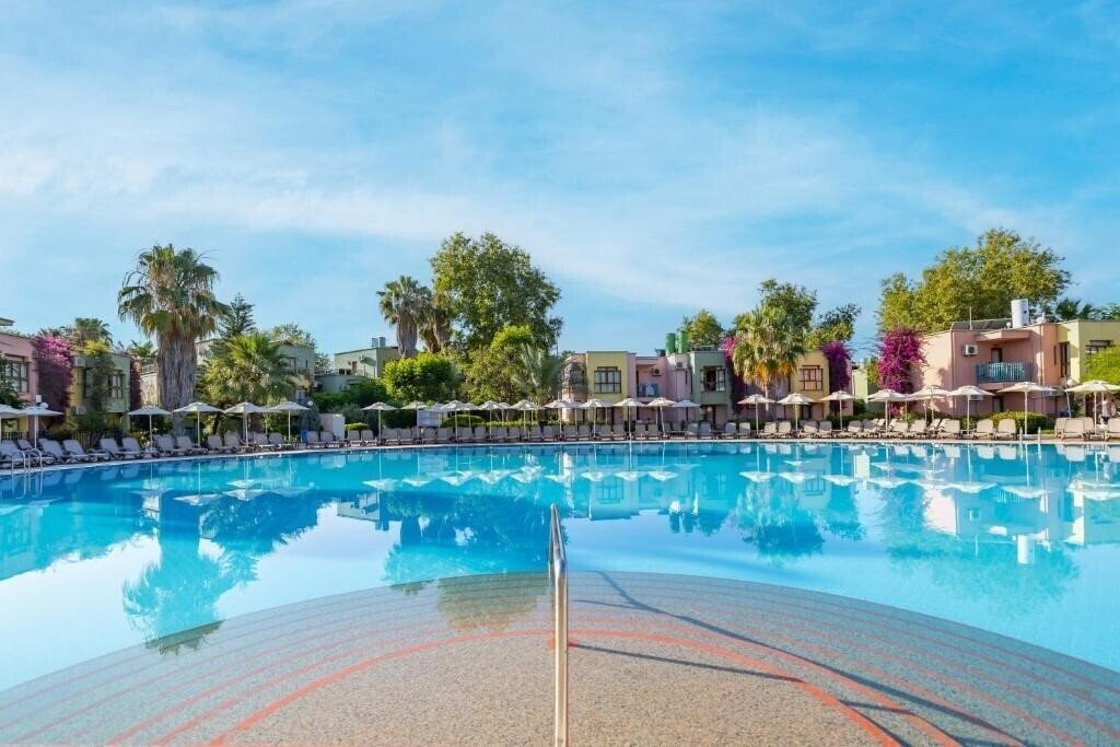 Hotel VonResort Golden Beach 5*