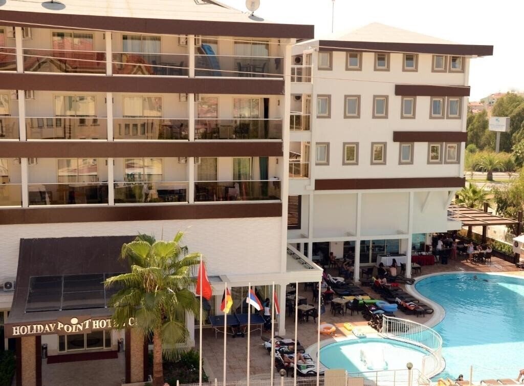 Hotel Holiday City Hotel 4*