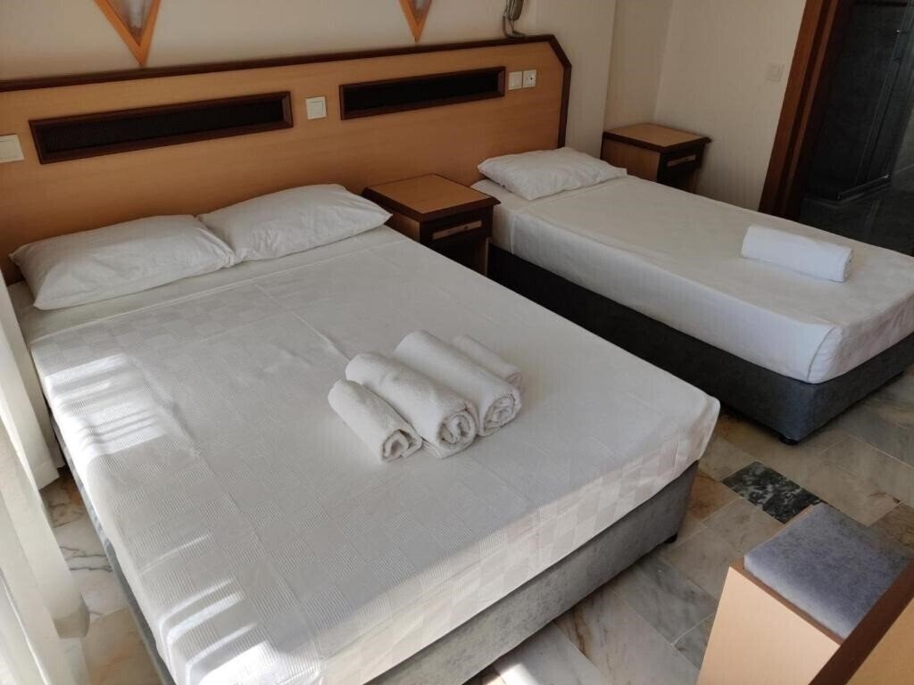 Imaginea Ozgurhan Hotel 3*