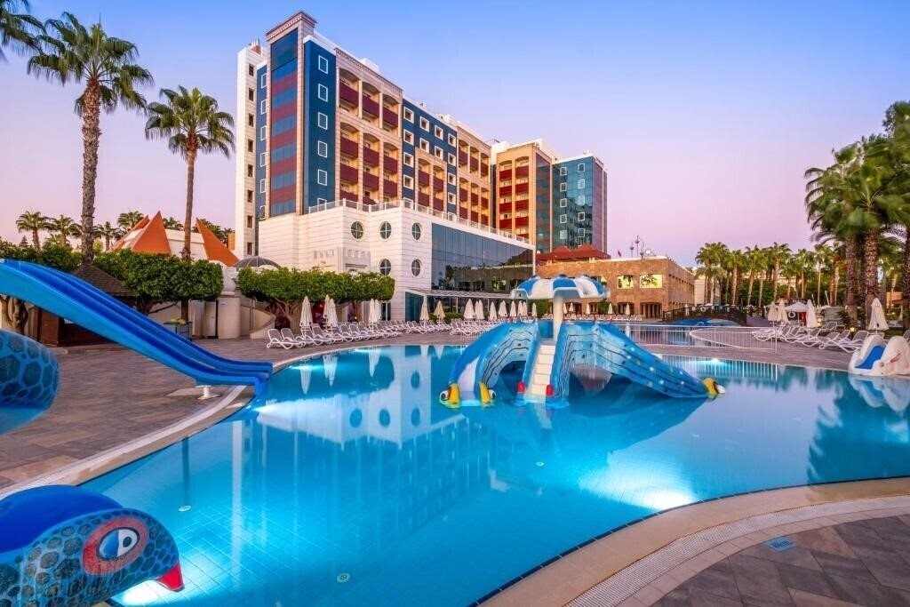 Отель Kamelya Selin Hotel 5*