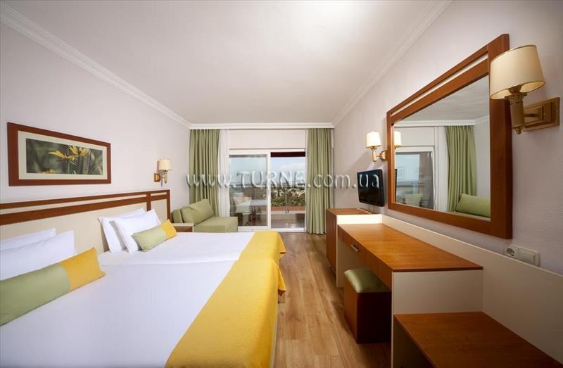 Отель Bella Luna Hotel 4*