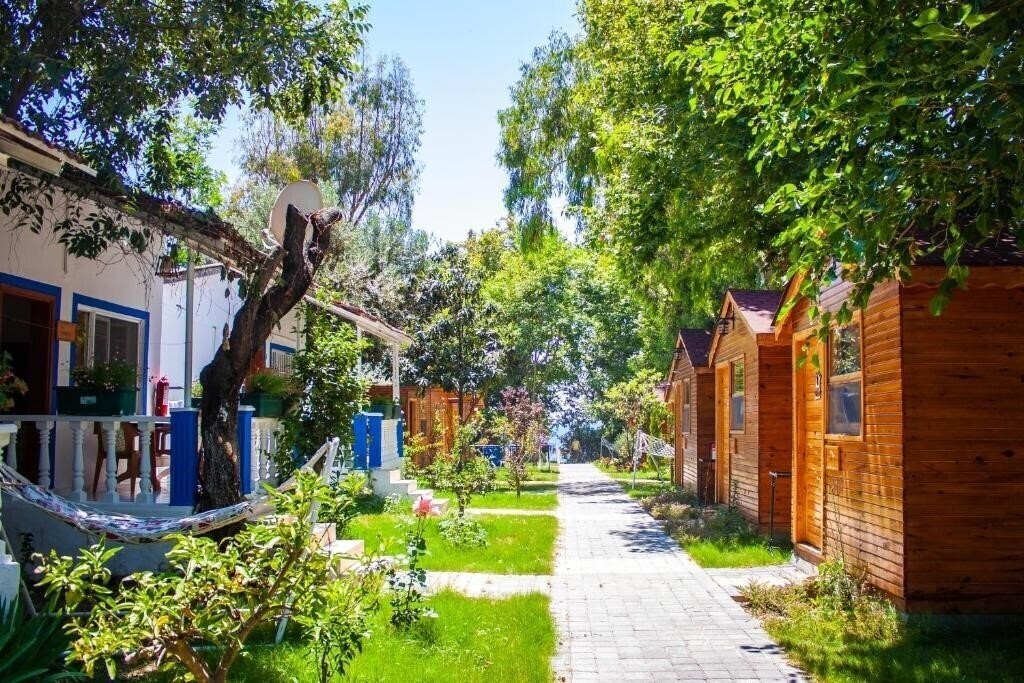 Fotografii Naz Bungalow 2*