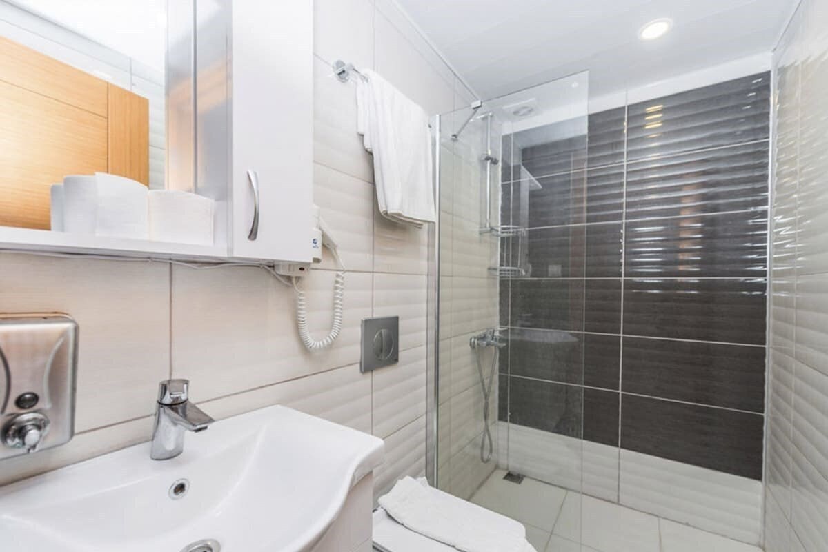 Imaginea Tropic Beach Club Hotel (ex. Mirside Tropic, Tropic On The Beach) 4*