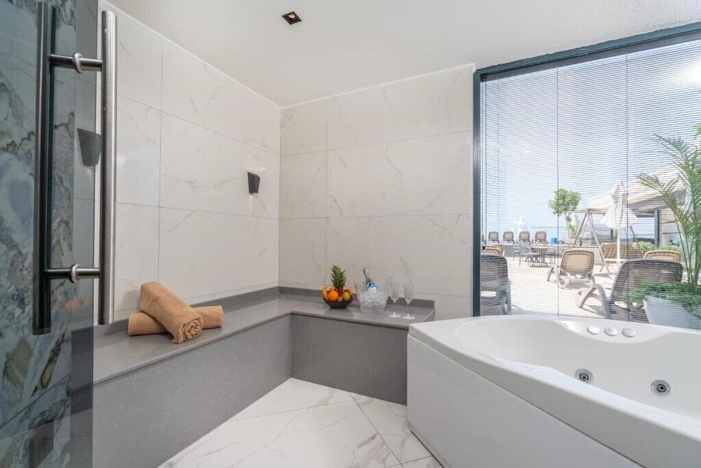 Fotografie Simus Beach Hotel 2*