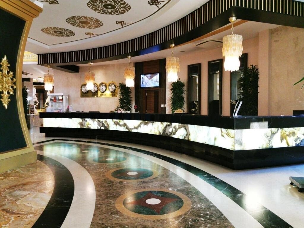 Фотография Side Crown Palace 5*