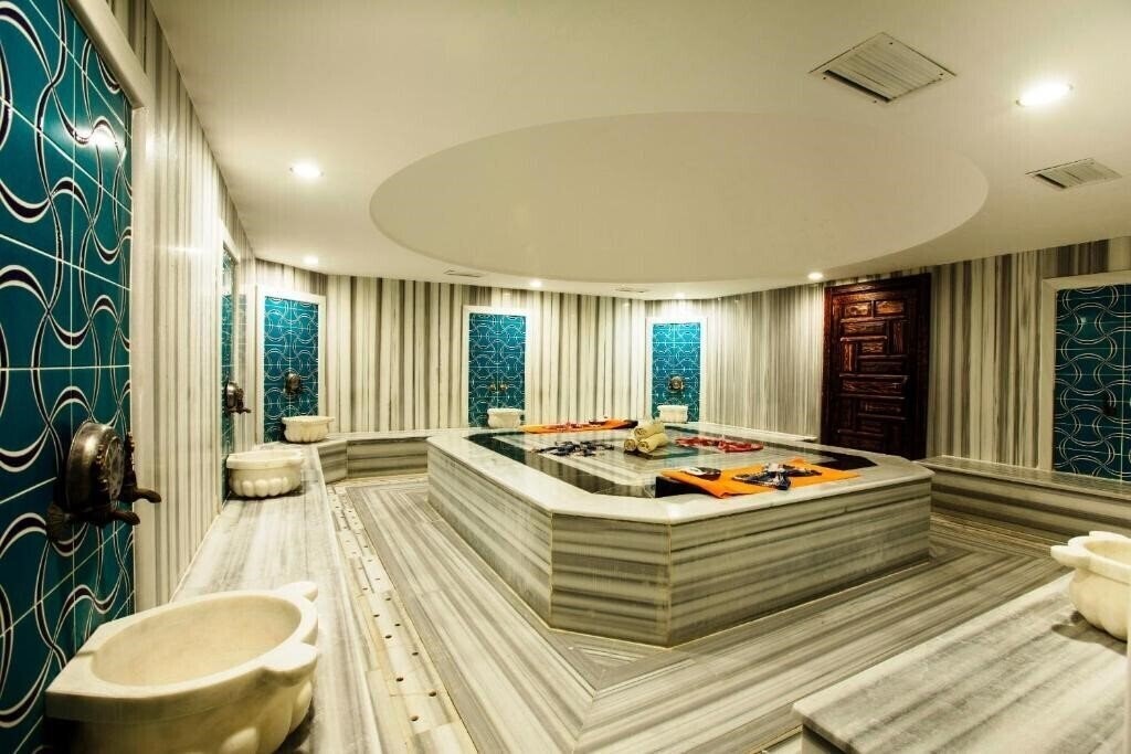 Фотография Ramada Resort by Wyndham Side (ex. Ramada Resort Side, 	The Colours West) 5*