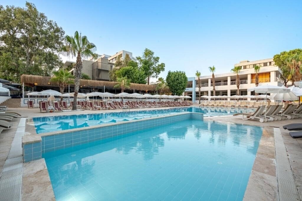 Fotografie Sunrise Beach Side (ex. Larissa Beach Club Hotel, Side Nusso Beach Club, Marvida Hotel Side Beach) 4*