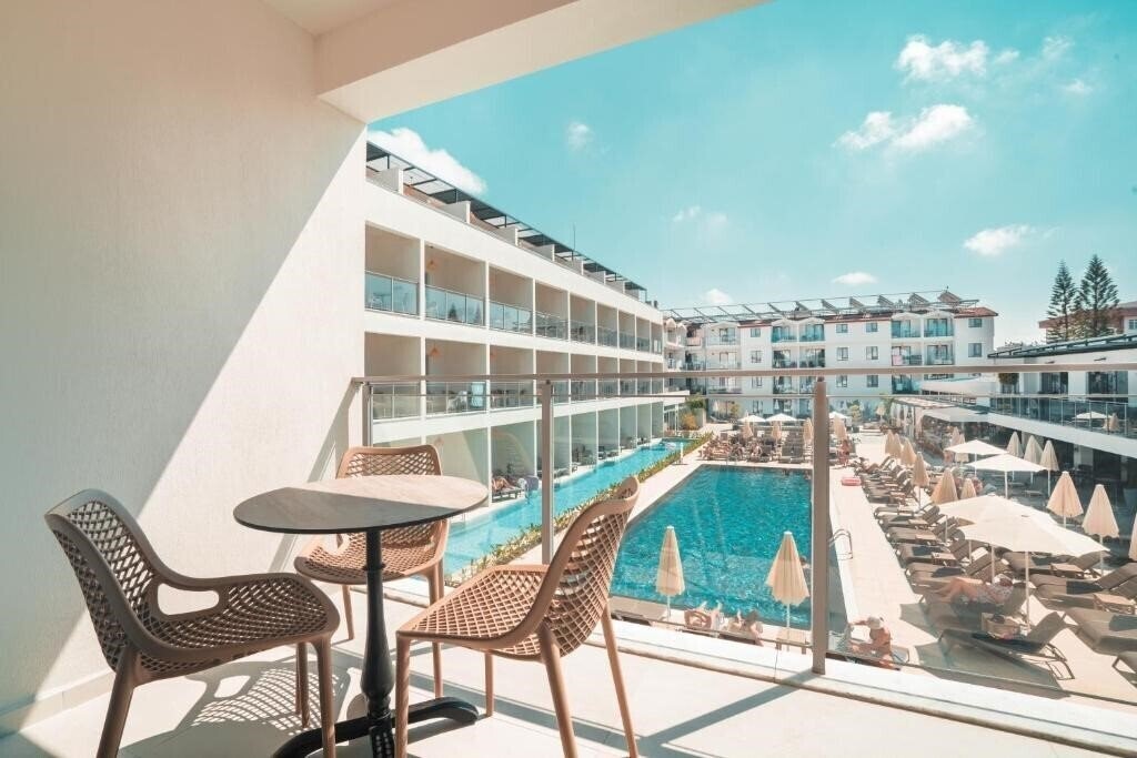 Fotografii Victoria Princess Hotel 4*