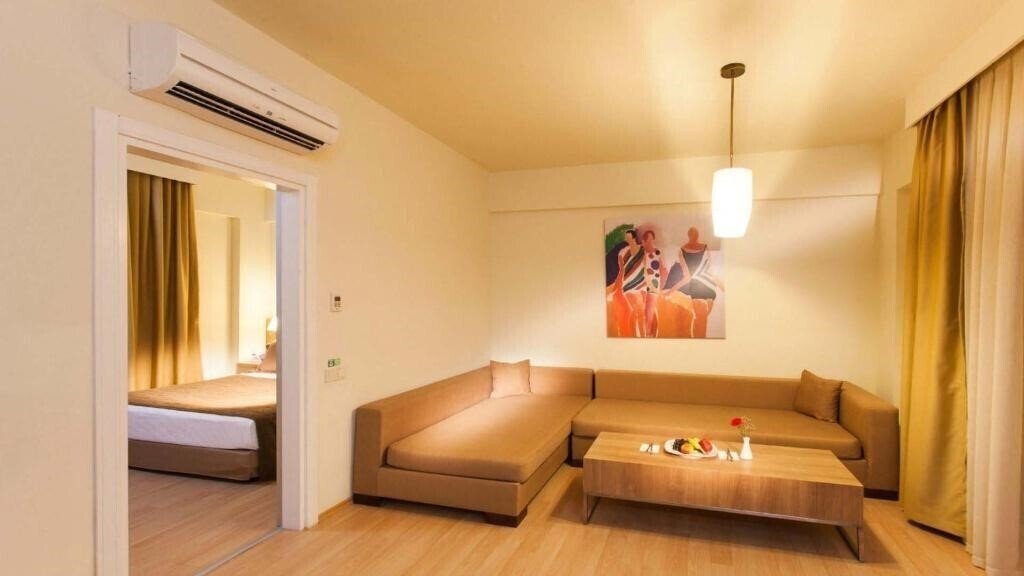 Imaginea Dream Qum Family Hotel 5*