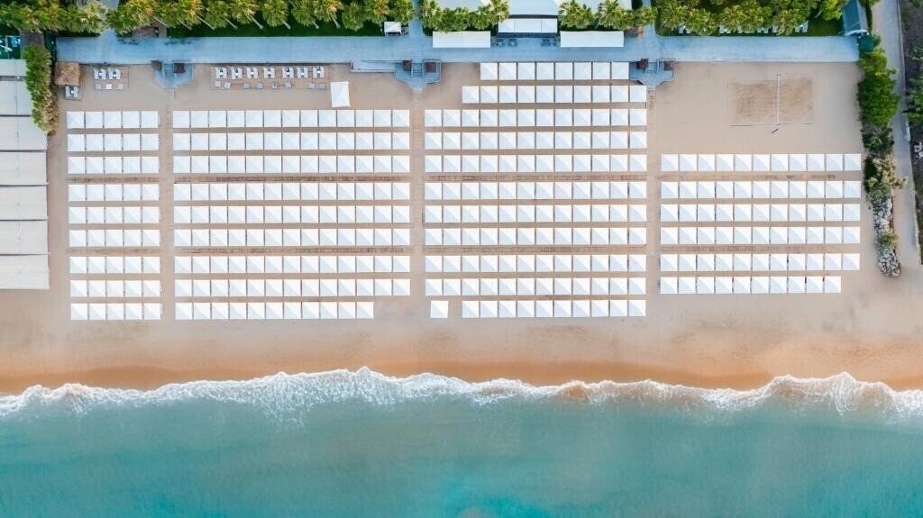 Imaginea Miramare Queen Hotel (ex. Miramare Beach & Queen Hotel) 4*