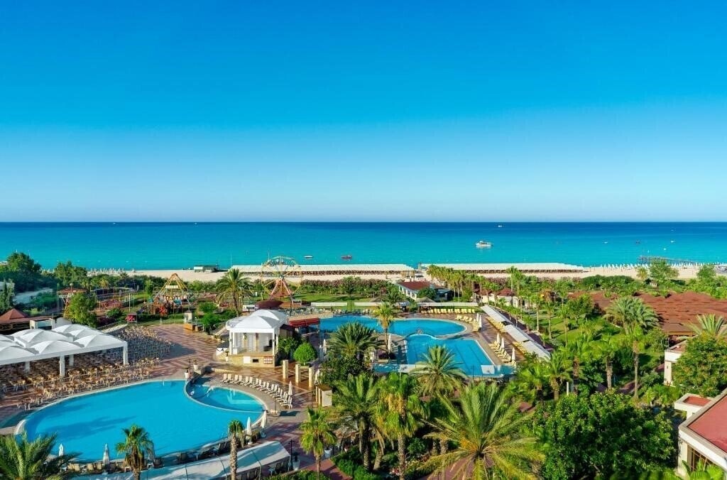 Hotel Club Hotel Turan Prince World 5*