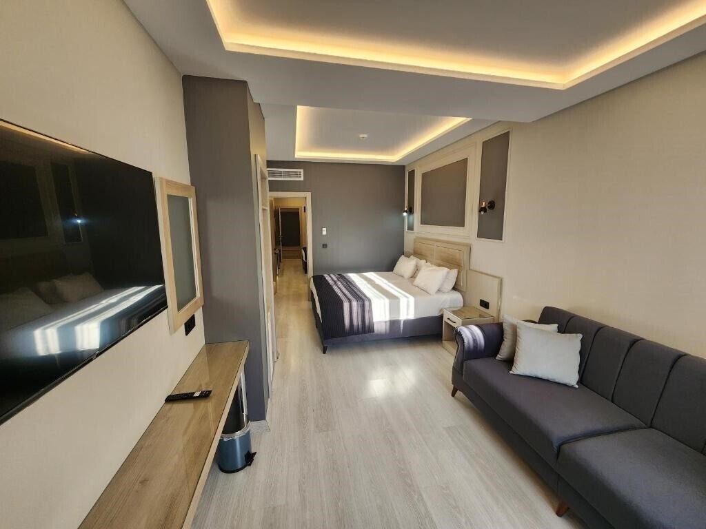 Fotografie Nanda Hotel 4*