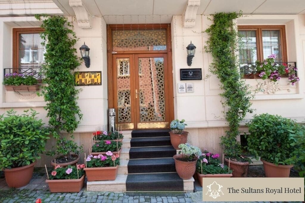 Отель Sultans Royal Hotel 4*