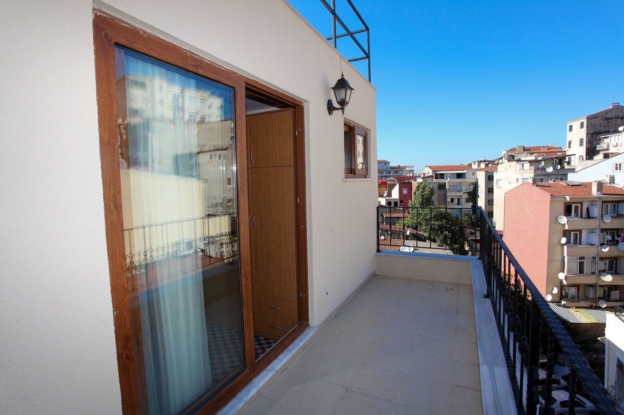 Hotel Three Apples Suites & Residence 3*