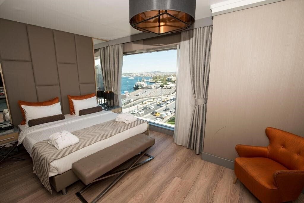 Hotel Manesol Old City Bosphorus Hotel 4*