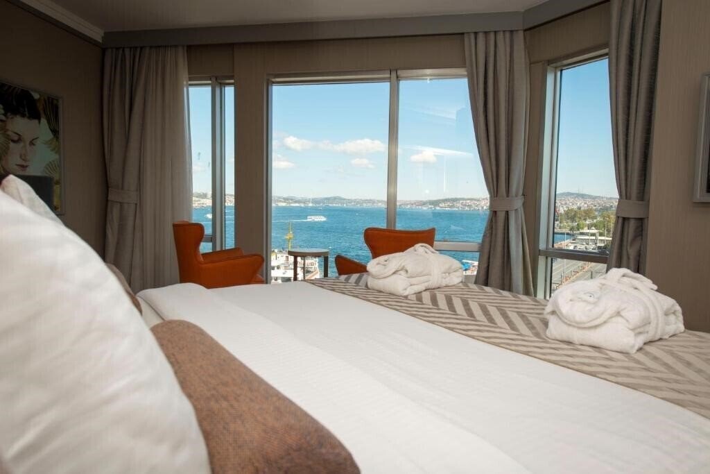 Imaginea Manesol Old City Bosphorus Hotel 4*