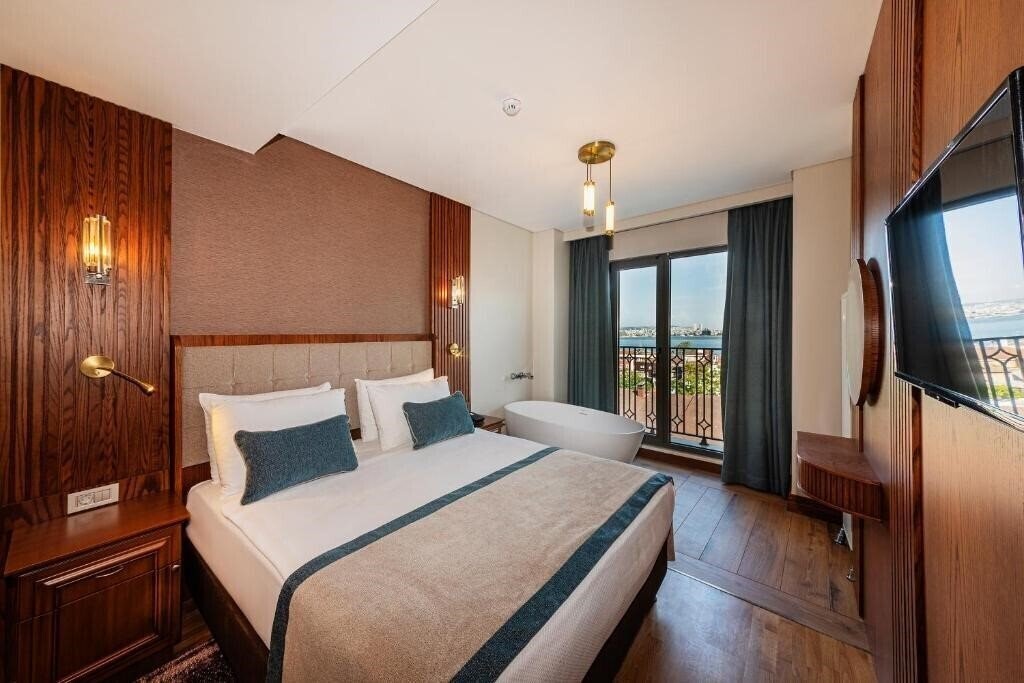 Fotografie Triton Hotel (ex. Azade Hotel, Best Western Obelisk) 4*