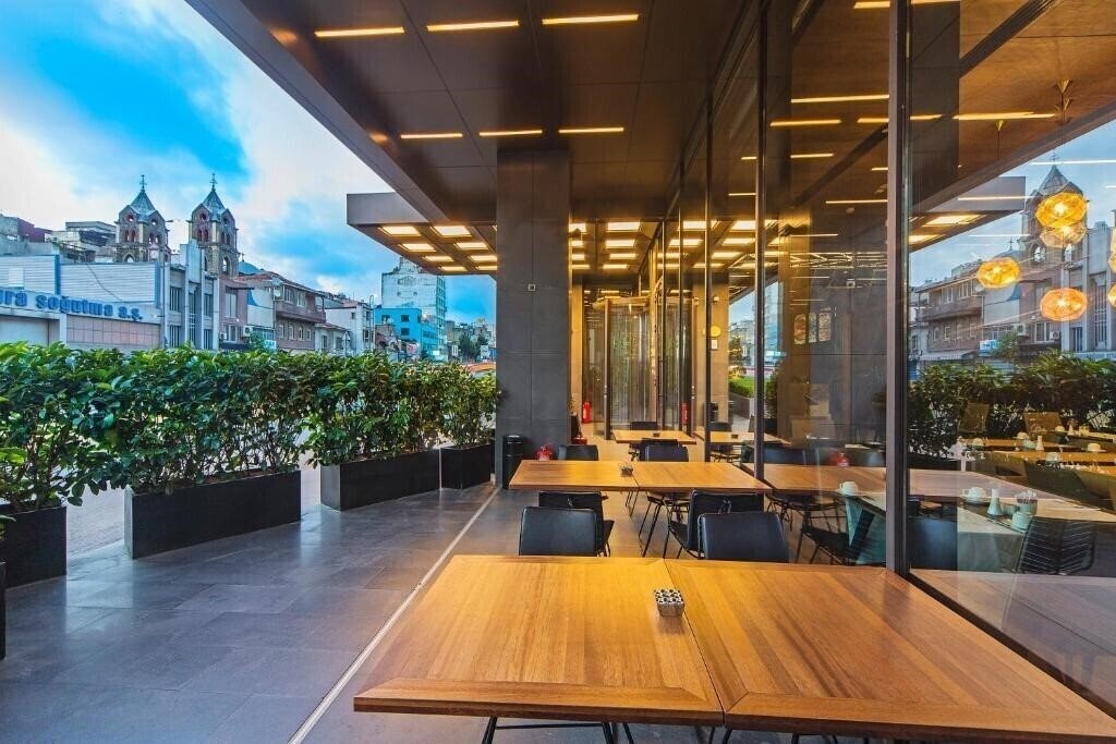 Imaginea Naz City Hotel Taksim 4*
