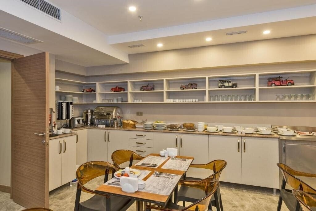 Imaginea Taximist Hotel 3*