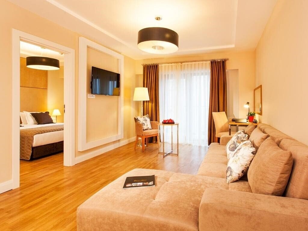 Fotografii Nidya Hotel Esenyurt 4*