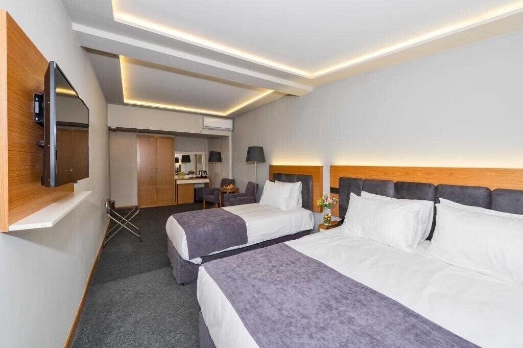 Отель Bergama 3*