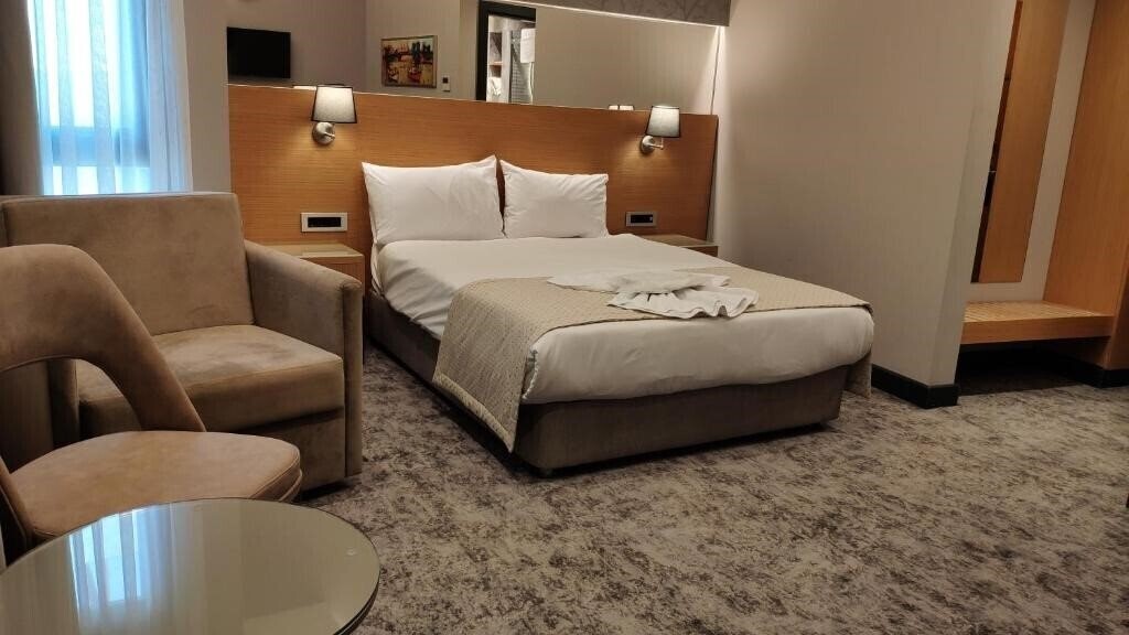 Отель Triada Hotel Karakoy 4*