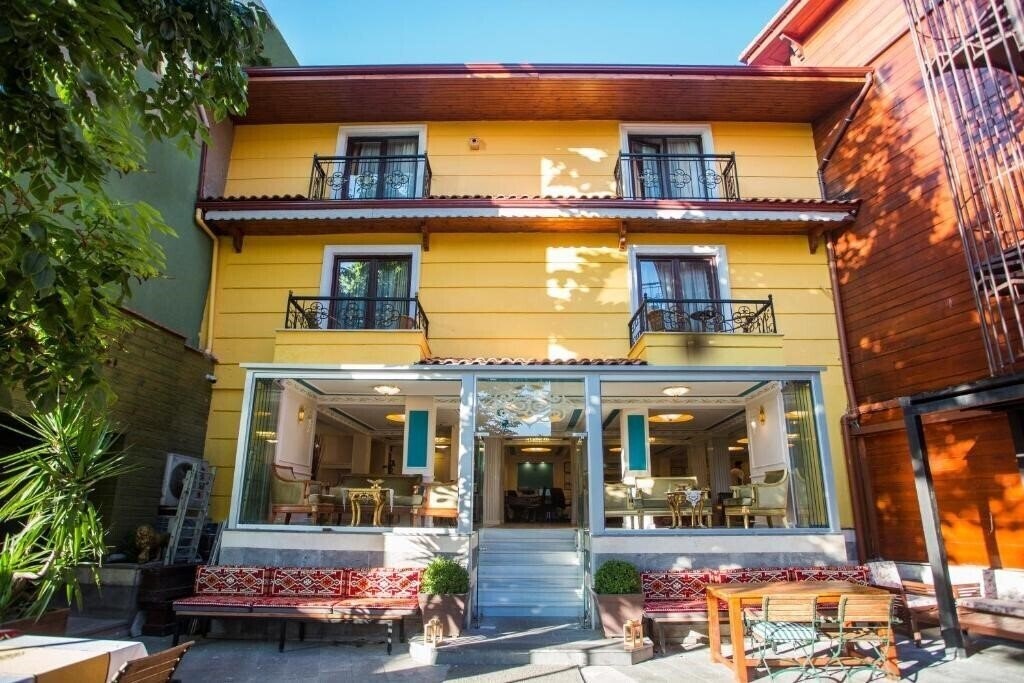 Отель Garden House Hotel (ex. Garden House Istanbul) 4*