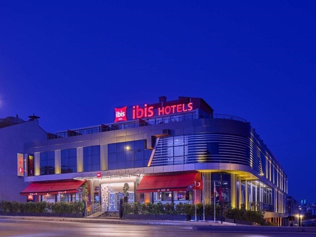 Hotel Ibis Istanbul Airport 3*