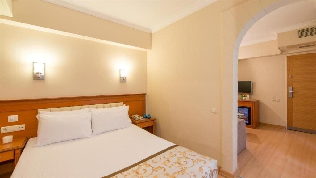 Hotel Prestige Hotel 3*