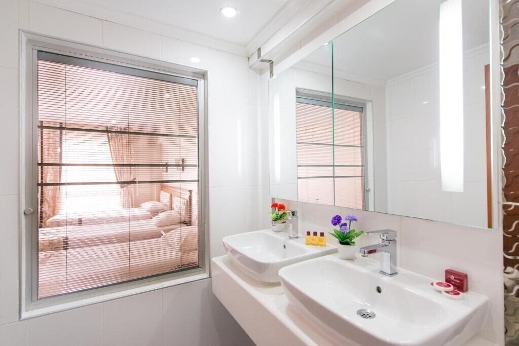 Fotografii Prestige Hotel 3*