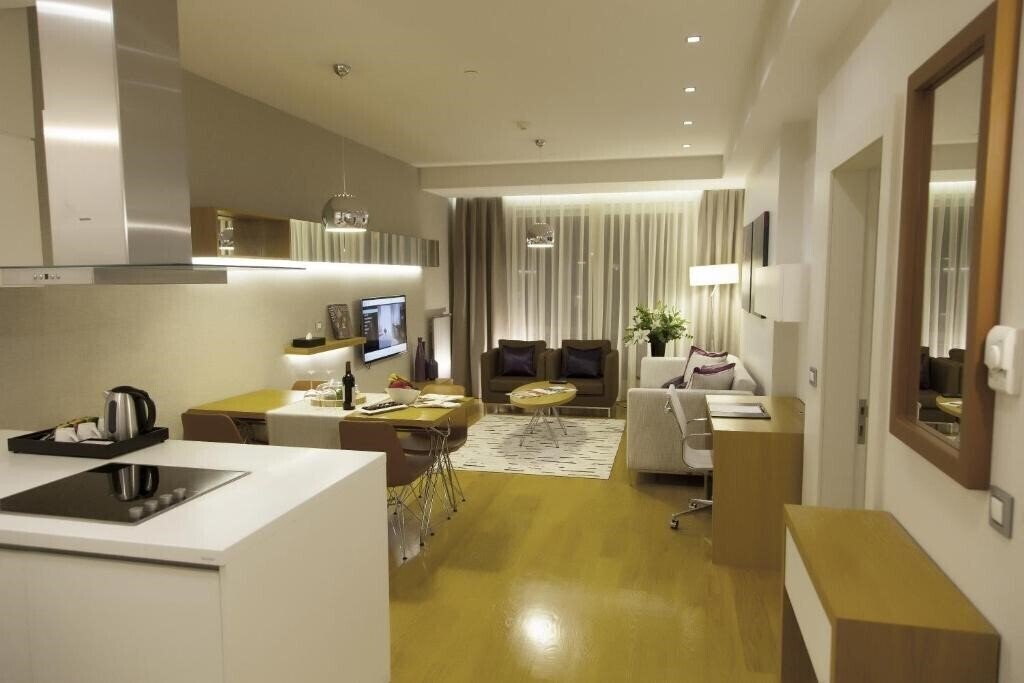 Изображение The Leos Residence 5*