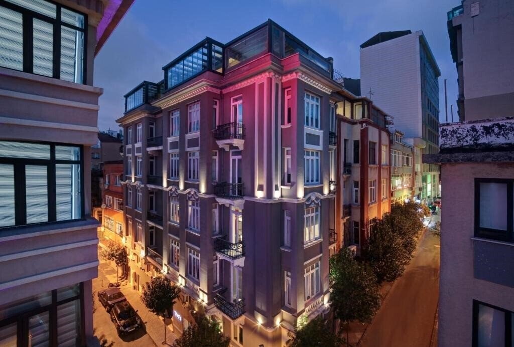 Imaginea Wabi Hostels (ex. Bunk Taksim) 2*