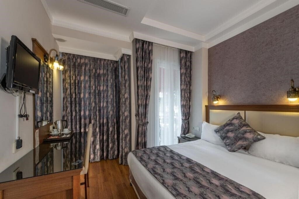 Картинка Aristocrat 1*