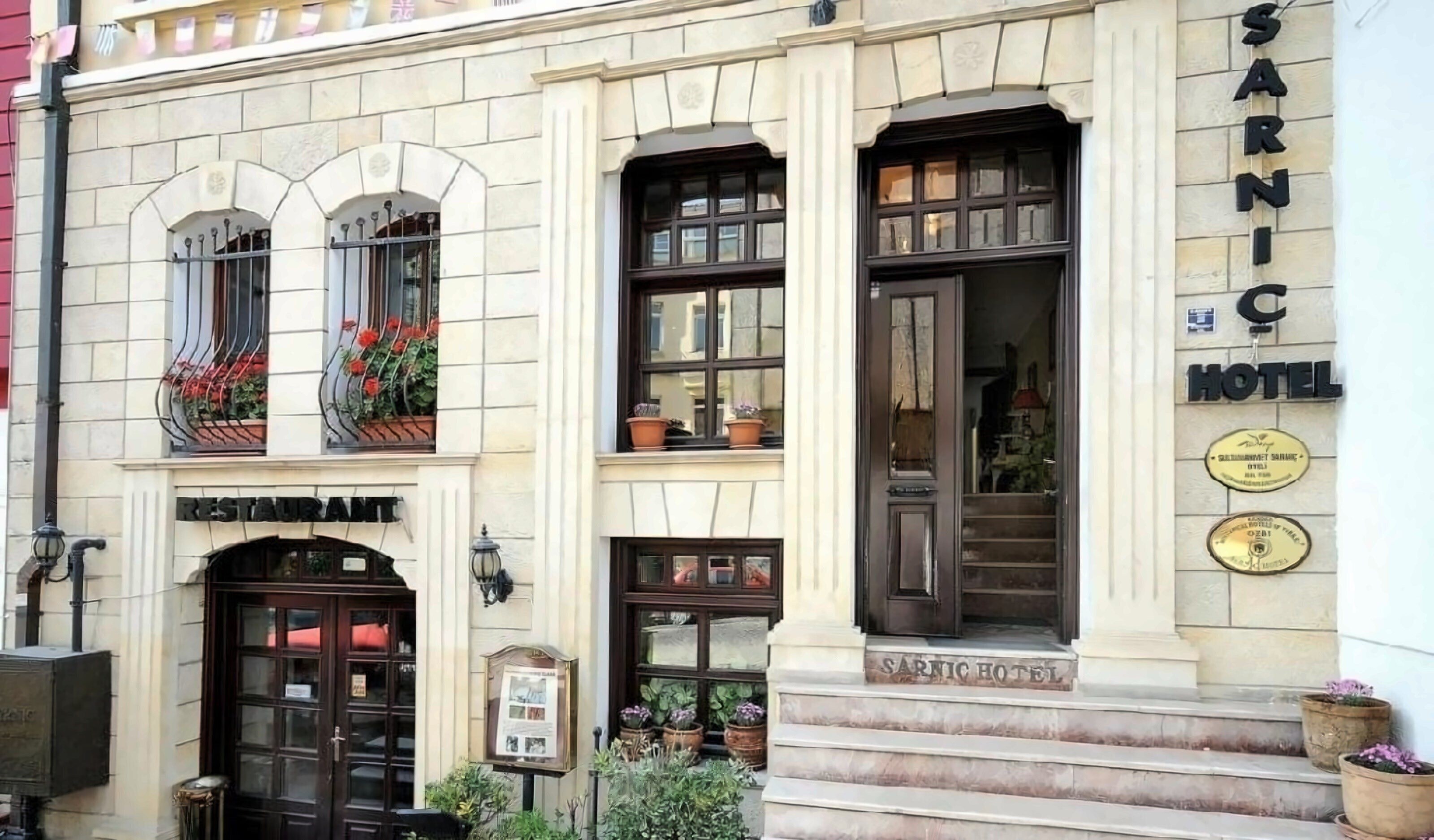 Отель Sarnic Hotel (ex. Sarnic Hotel & Sarnic Premier Hotel Ottoman Mansion) 4*