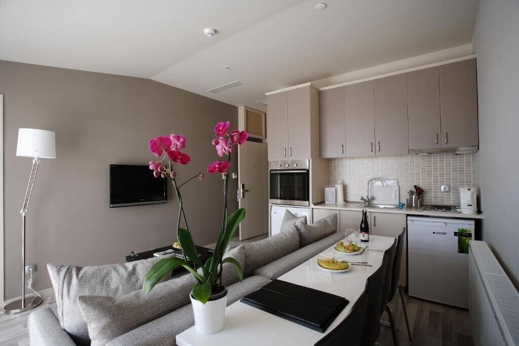 Imaginea Home Stay Home Sisli 3*