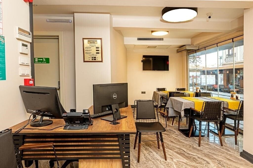 Imaginea Septimum Hotel 3*