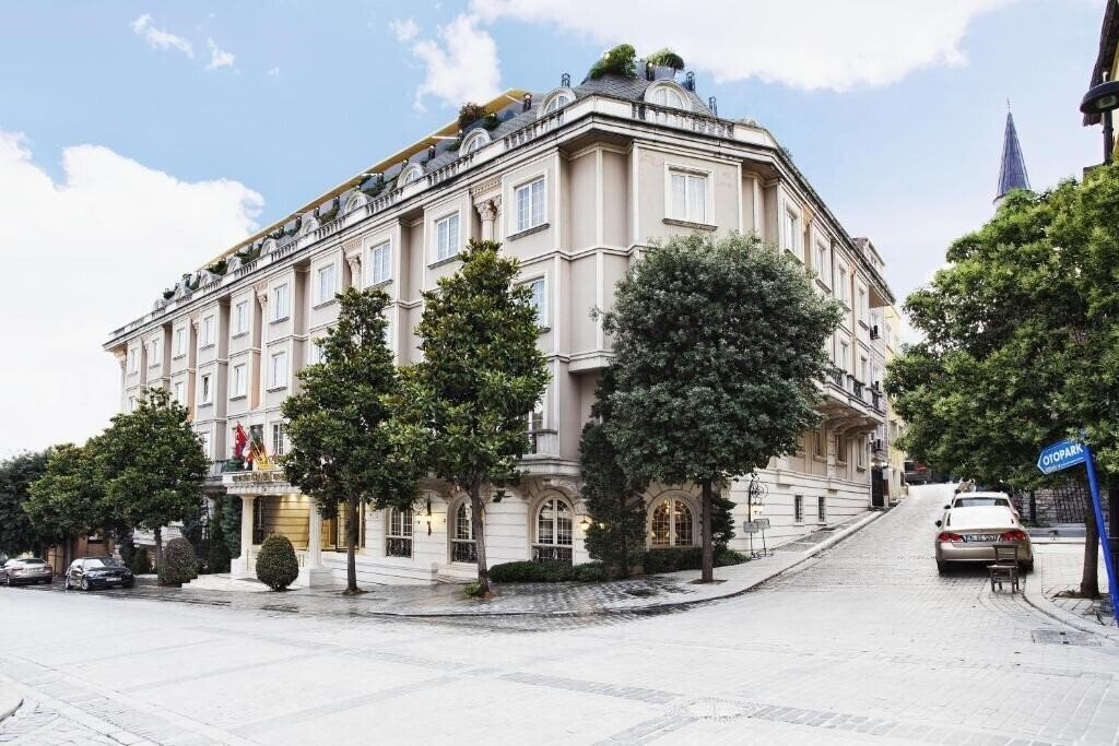 Фото Eresin Hotels Sultanahmet (ex. Eresin Hotel Sultanahmet, Eresin Crown Hotel) 5*