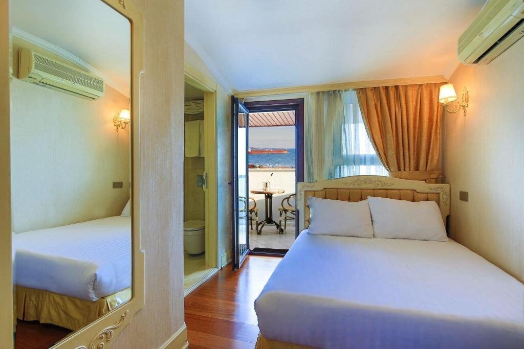Imaginea Historia Hotel 3*