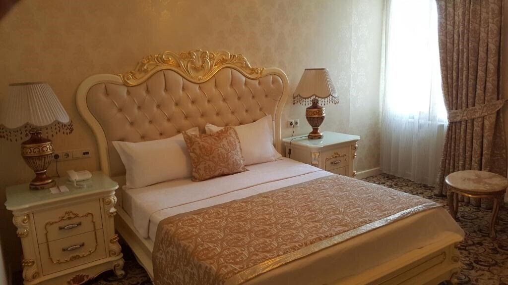 Imaginea Best Town Hotel (ex. Boutique Best Town) 3*