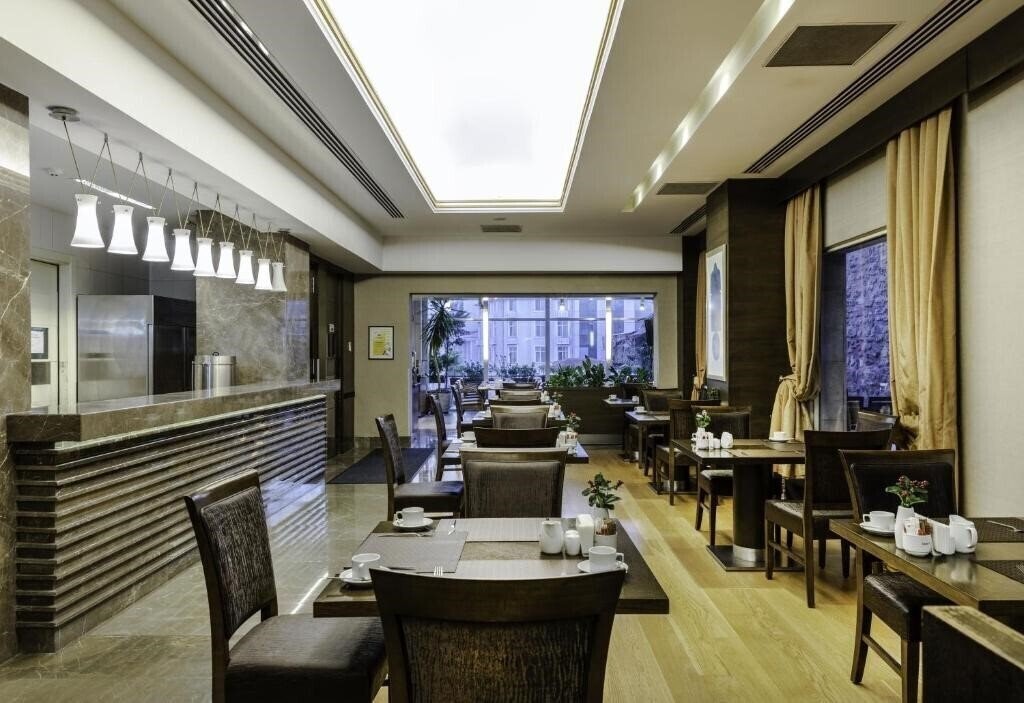 Imaginea Levni Hotel & SPA 4*