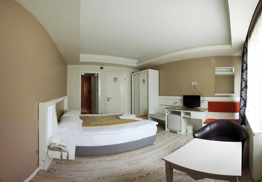 Hotel Grand As Hotel 3*